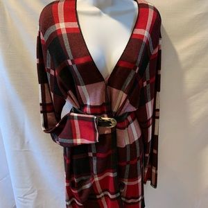 Go bold in this women’s plaid duster cardigan!